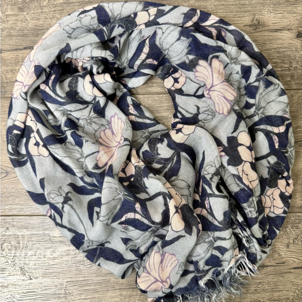 Agnes & Dora Scarf Wrap